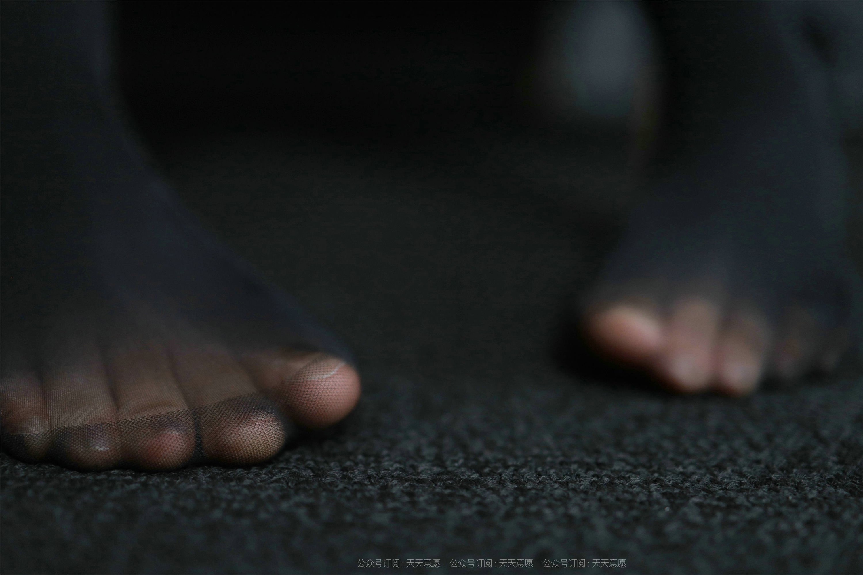 IESS异思趣向  2021.08.27 丝享家902：婉苹《暗夜里的制服》